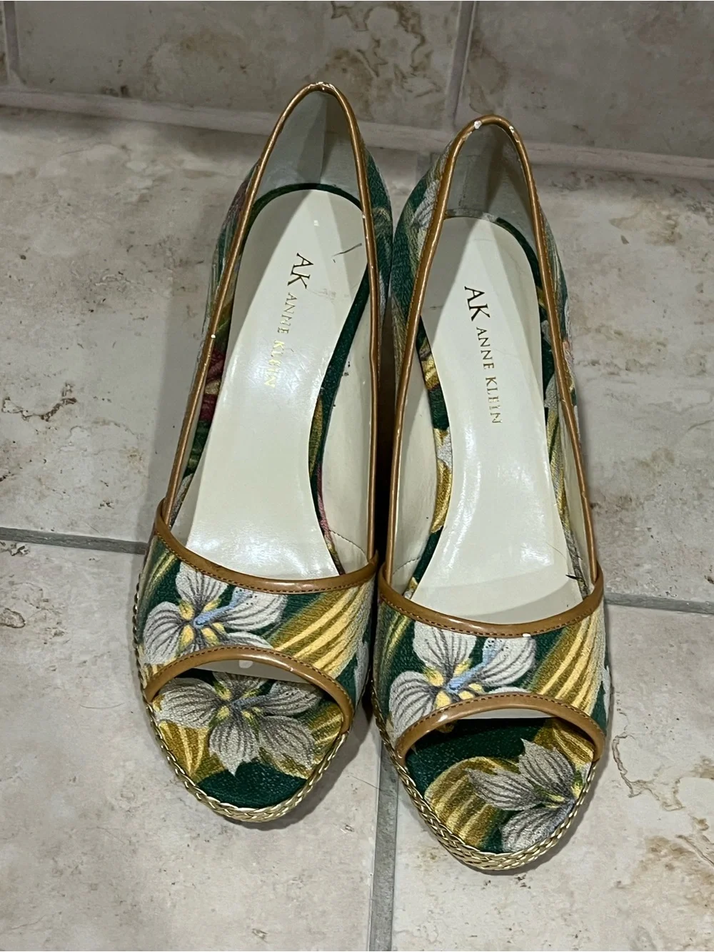 Anne Klein tropical floral